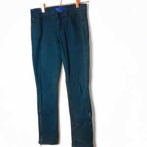 🌵12/$25 EUC Miley Cyrus x Maz Azria Black Ankle Zip Jeans